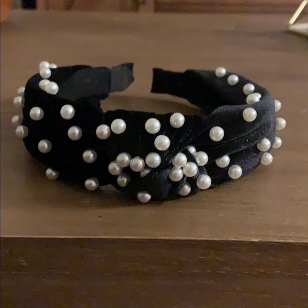 velvet knot headband with pearl embellishments